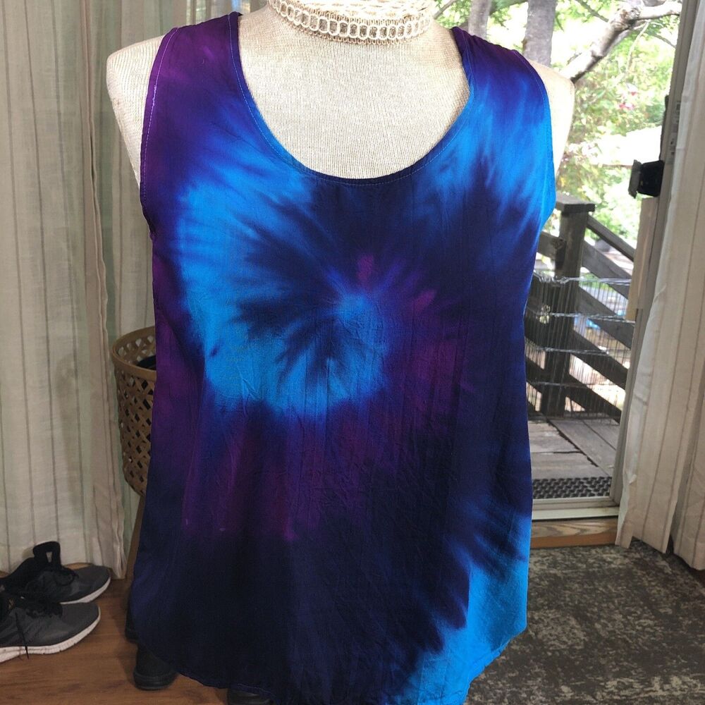 Women's Our House 100% Rayon Tie Dye Small TANK TOP SHIRT Blue Violet spiral